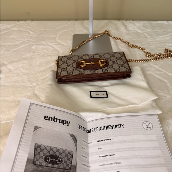 Gucci GG Supreme Horsebit 1955 WOC - Picture 2 of 16